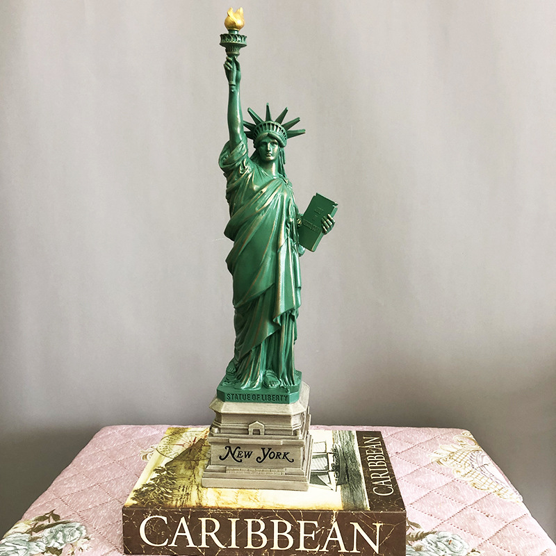 Travel Accessories New York - 자유의 여신상 모델 책상 액세서리 수집품