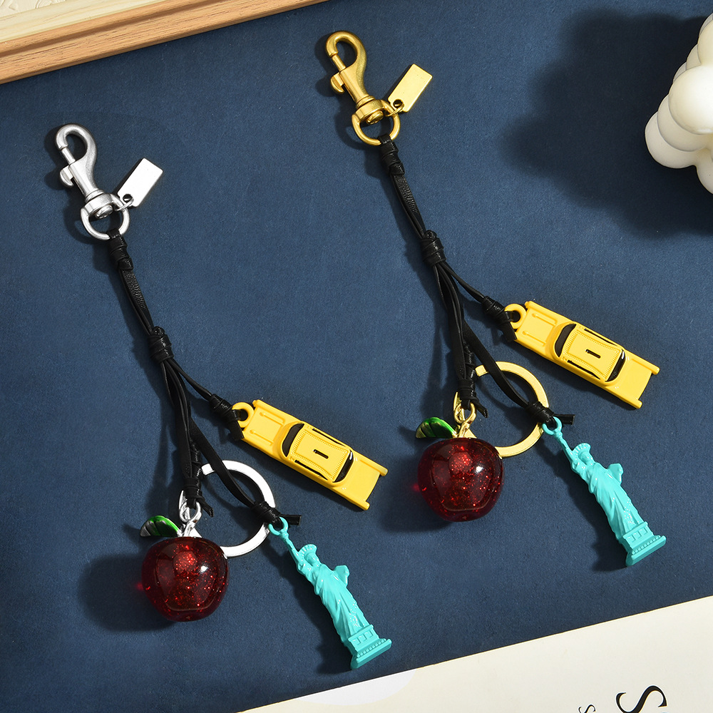 Travel Accessories New York - 뉴욕시 테마 멀티 참 키체인 가죽끈