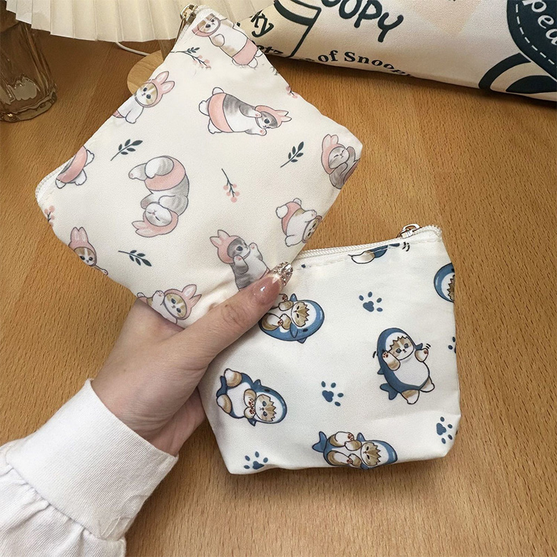 Travel Accessories In Japan - 일본 스타일 모푸샌드 상어 고양이 화장품