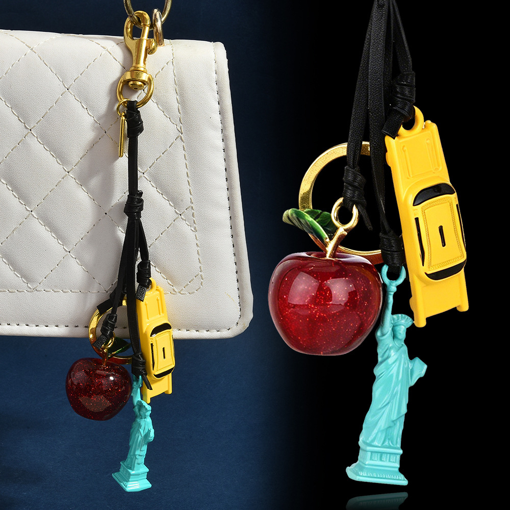 Travel Accessories New York - 뉴욕시 테마 가죽 가방 참 프리미엄