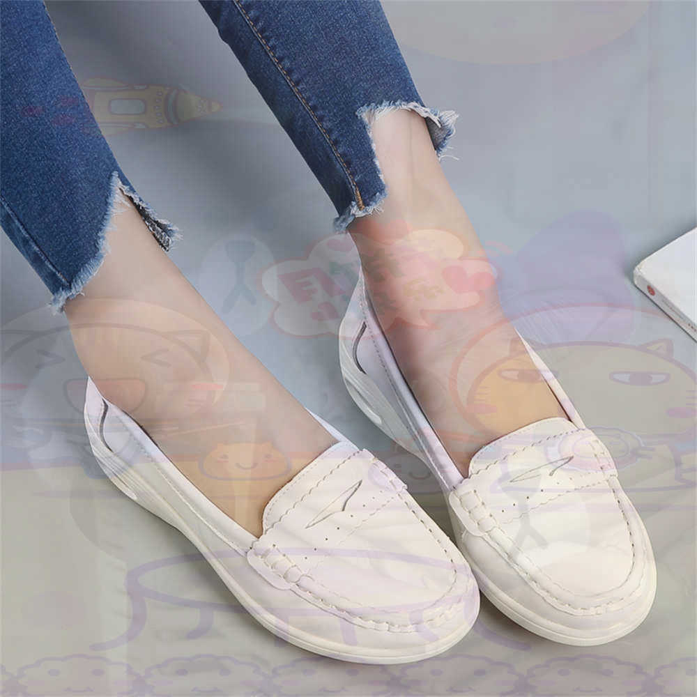 소프트 슬립 온 여성 대형 신발 워킹 테니스 스케이트  - Travel Accessories For Women Gift Ideas 리뷰 및 가격