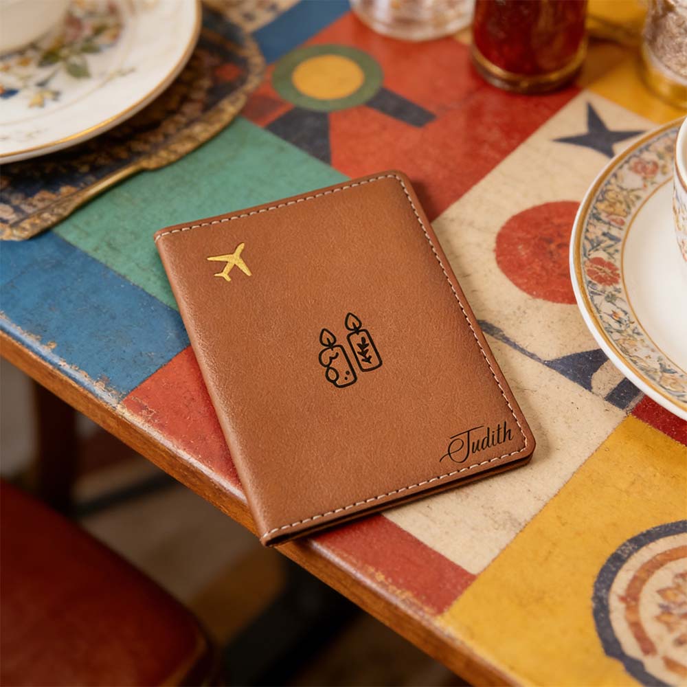 1개 개인 맞춤 이름이 새겨진 여권 커버, 은퇴 선물, - Travel Accessories Meaning 리뷰 및 가격